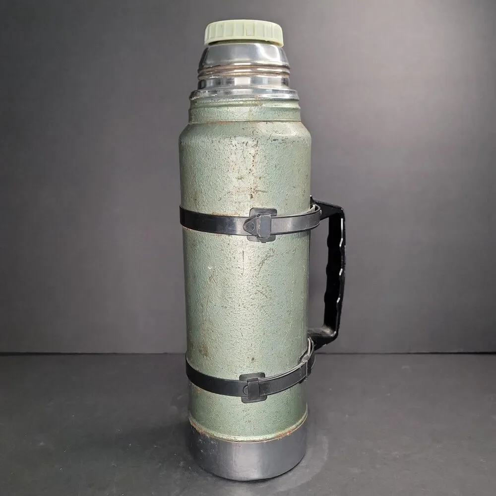 Vintage 1978 Stanley Aladdin Thermos Green A-944C Made in USA Missing Lid PARTS